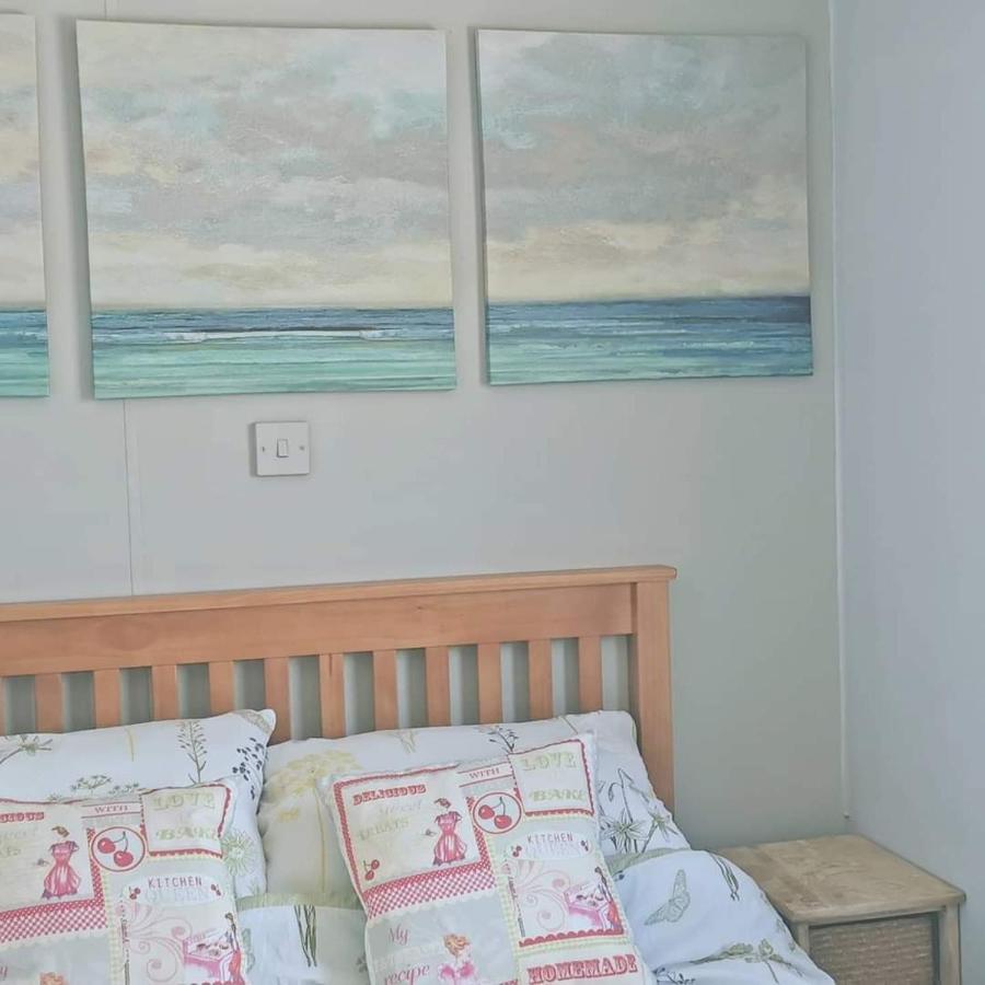 Rosebud Flower Farm Caravan Stay Countryside And Coast Penzance Buitenkant foto
